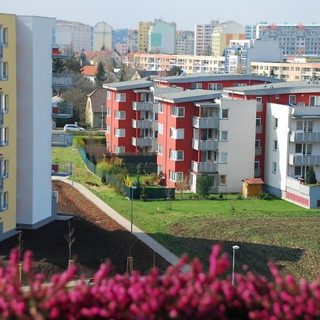 A Nice Place To Stay Apartments Praha Bagian luar foto