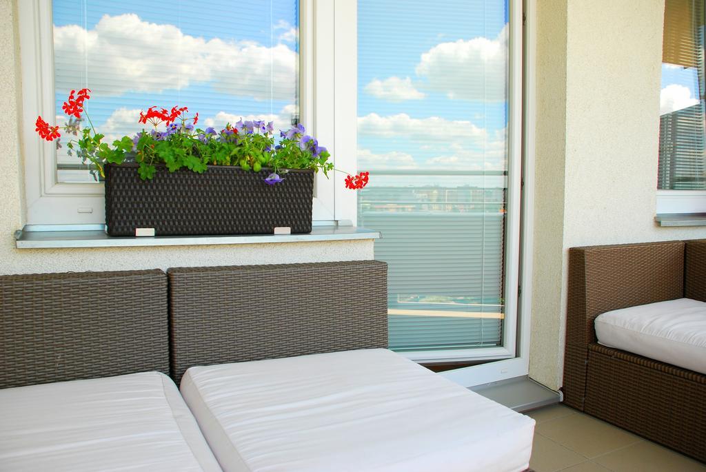 A Nice Place To Stay Apartments Praha Bagian luar foto