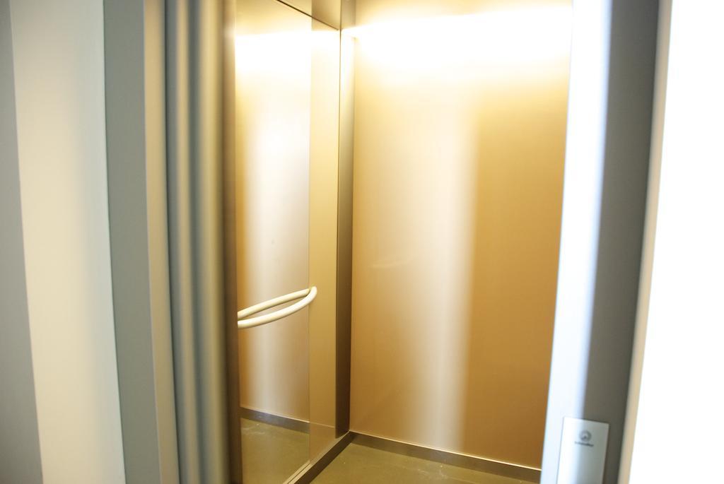 A Nice Place To Stay Apartments Praha Bagian luar foto