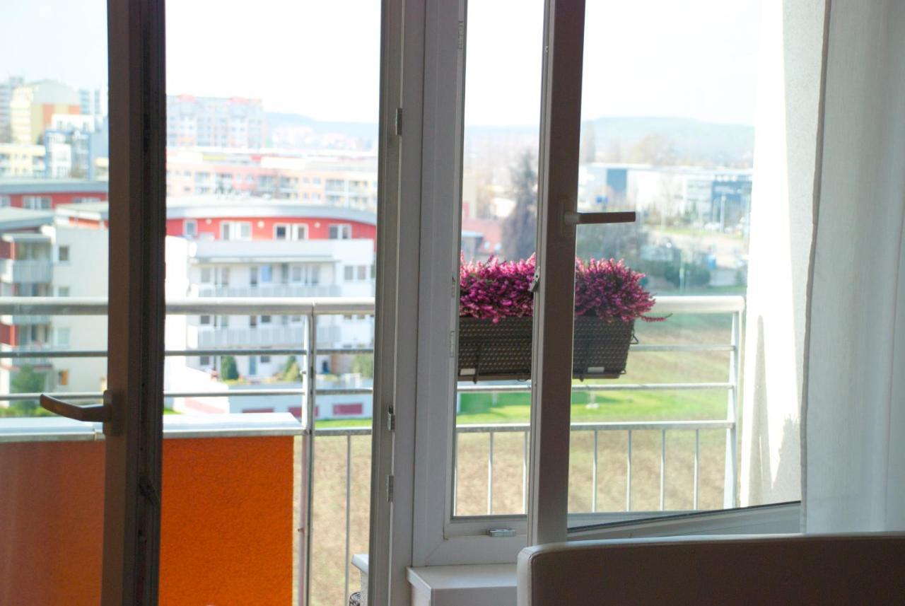 A Nice Place To Stay Apartments Praha Ruang foto